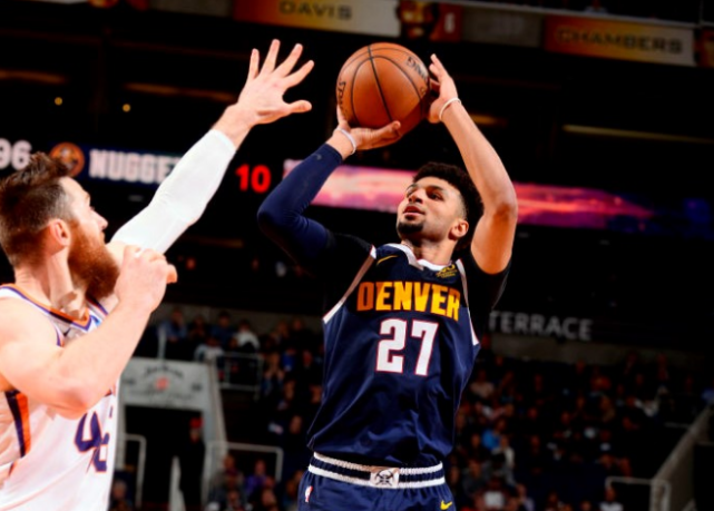  穆雷准绝杀老鹰险胜黄蜂保留季后赛悬念