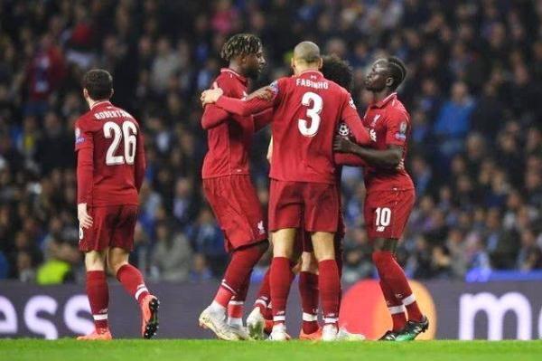  萨拉赫传射建功利物浦四球横扫狼队显锋芒