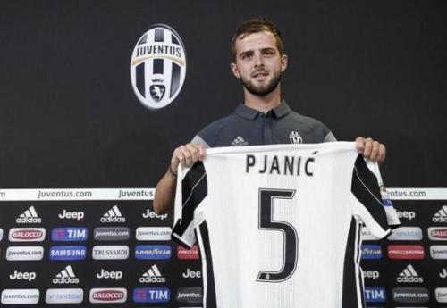  尤文图斯变阵奇效中场双核掌控全局