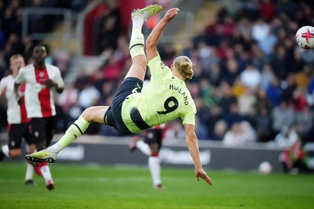  阿森纳旧将反戈一击维拉公园球场上演复仇记